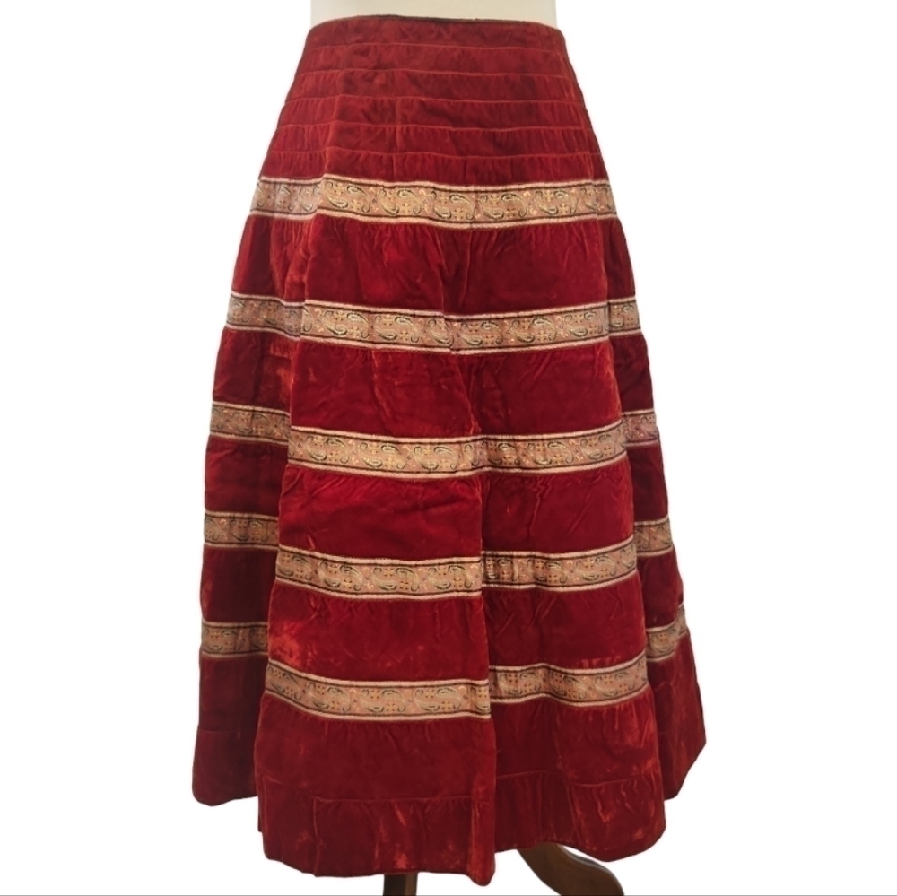 Vintage Italian Velvet Midi Skirt Pink Paisley Metallic Trim
